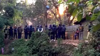 Operation Assault 16 Sitakunda militant den raid