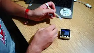 M5 Cosplay (UI-FLOW control NeoPixel)