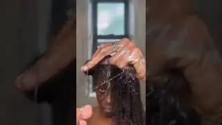Our Best-seller Leave in Detangler melts knots 🤩 Gotta try it!! #naturalhair #detangler #bestseller
