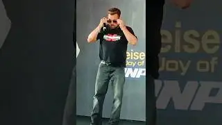 Salman Khan Remove His Sunglasses In Dhabang Style Real Alpha Male Superstar OF Bollywood #shorts