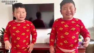 西西贝贝相声式吵架开始了，这一架是《因为摸牙引发的战争》（上）每天打十仗，仗仗不一样……哥俩一打架，妈妈就挨骂。法官妈妈又上线❤️#双胞胎兄弟打架现场  #西西贝贝的日常 #不完美……