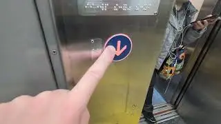 名古屋市営地下鉄 栄駅のエレベーター（5号機）
