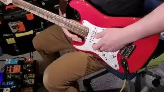 Squier Mini Stratocaster (2017) Tone Test
