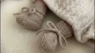 Baby Boots - Stricken mit Blida 