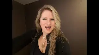 Rhonda Liebig talks about Vitality, Abundance, Connection & being Happy