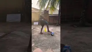 Back roulette tutorial #roulette #dribbling #footballskills