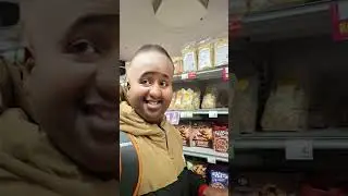 pov: je oom komt winkelen belike