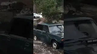 В брод на жиге #жига #ваз #брод #офроуд #offroad  #tiktok #shorts