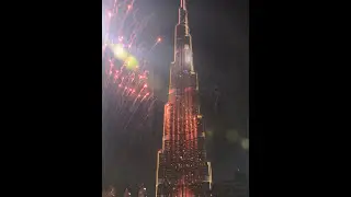 Burj Khalifa & Downtown Dubai New Year's Fireworks 2017