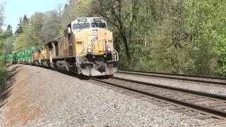 SouthBound UP 7233 4-15-2017