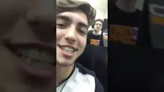 JUKES E FAKER JOGANDO JUNTOS