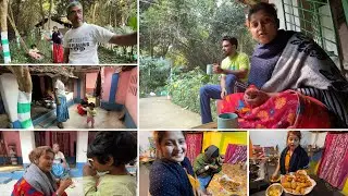 গ্রামের বাড়ি এসে