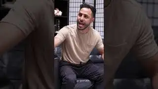 When u can&rsquo;t keep a secret 😂