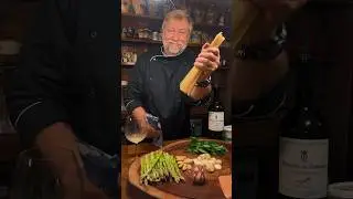 Spaghetti ao pesto com Salm&atilde;o e Aspargos | por @ArnoVanEnck