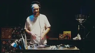 DJ Skin live set on RARE UNITRA KOMETA ZMS 42 STEREO DJ DECK