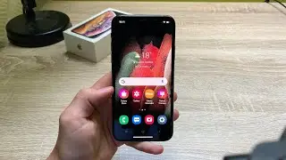 iPhone X running Android Samsung Theme