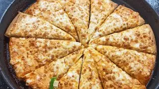 MARGHERITA PIZZA | OCTANT PIZZA SURAT | SIMRAN JAIN | WANDERING TRAVELLER | #shorts #pizza