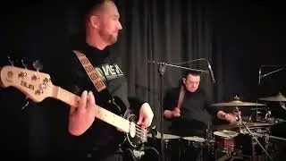 Pink Floyd - On The Turning Away (bass & whole band cover)