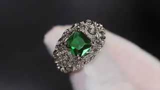 Emerald green diamond ring, Emerald green diamond baguette ring