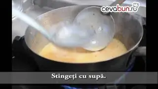 Curry thailandez cu carne de rata si struguri