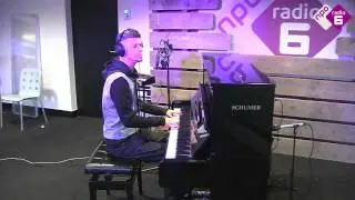 Jarrod Lawson - 'Music And It's Magical Way' (Eerst Jaap Sessie) | NPO Soul en Jazz