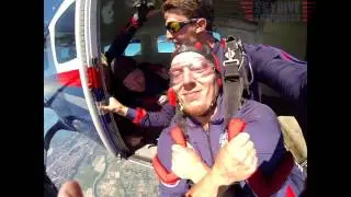 Aaron Meek's Tandem skydive!