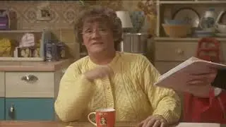 Mrs Browns Boys: Brendan O'Carroll Makes the Audience Laugh #mrsbrownsboys #nfsmedia #comedy