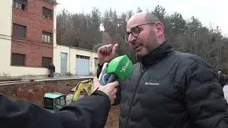 Un esfondrament al carrer Pla de la Coma deixa Angl&egrave;s sense aigua