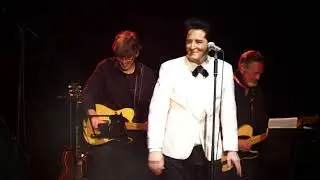Mike Nova   