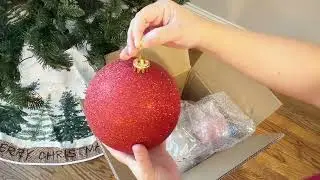 Christmas Tree Ornaments Decoration - 8 Pack Large Christmas Ball Ornaments 6 Inch - REVIEW