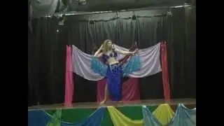 Sandy Maya performing to Mambo italiano at the Bellyqueen 2014 Award ceremony
