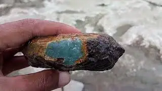 Agate hunter