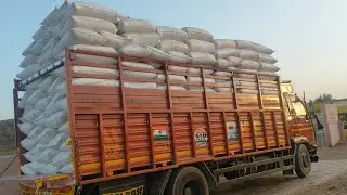 10 ten heri petti debel filter bivendi bomeb ke liy lod ho Rehi he afi nagaur se