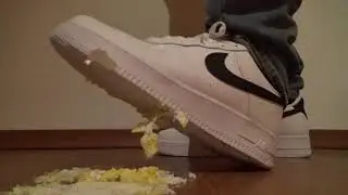 Nike Air Force 1 stomp egg
