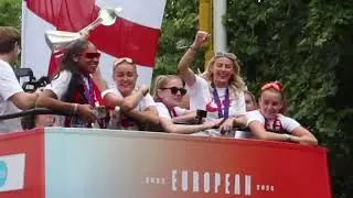 🏆 England Women&rsquo;s Football Euro 2025 Victory Parade, London 🏴󠁧󠁢󠁥󠁮󠁧󠁿 &ndash; July 2025