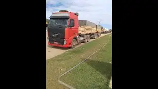 Pente na Turbina do Volvo FH380 o Elvis de Lagamar/MG,Paulinho Pente Turbina Fone 34-992309321.