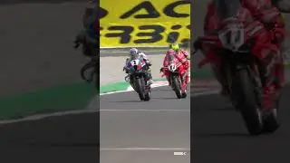 Toprak to the attack in Race 2! 😎 | 2025 #ItalianWorldSBK 🇮🇹