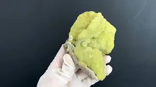 Chinese mineral specimen: Smithsonite from YunNan, China