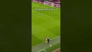 Patrick Dorgu showing off his pace on his debut 💨 🔥 #MUFC #FACup #EmiratesFACup  #GGMU  #dorgu