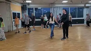ריקוד זוגות - כאן בדרום החם - בחוג של מירי אקוני