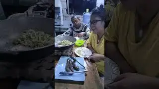Good evening everyone, kain po tayo hapunan namin nilapuhang talong at ampalaya na may itlog