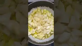 Simple Aloo ki sabzi Ready in 15 minutes eat and  enjoy 💜💜