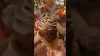 Pumpkin Cupcakes w/ Brown Butter Frosting 🧡🍃🍁