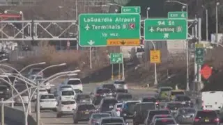 Holiday travel off to a smooth start with few delays