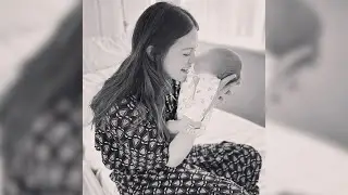 Isabelle Junot, primer y tierno posado con su hija reci&eacute;n nacida