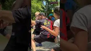 Kinderwaldtag mit Kinder Kung Fu im Wald Spass haben
