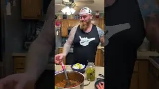 Chili cheese dog, bowls