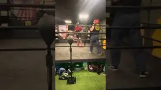 Two middleweights hard sparring must watch