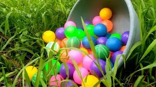 MENCARI BOLA WARNA WARNI, MENEMUKAN BOLA BOLA, MELEMPAR BOLA, BOLA EMOJI, MANDI BOLA, BERMAIN BOLA,
