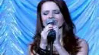 Sandy cantando Summertime